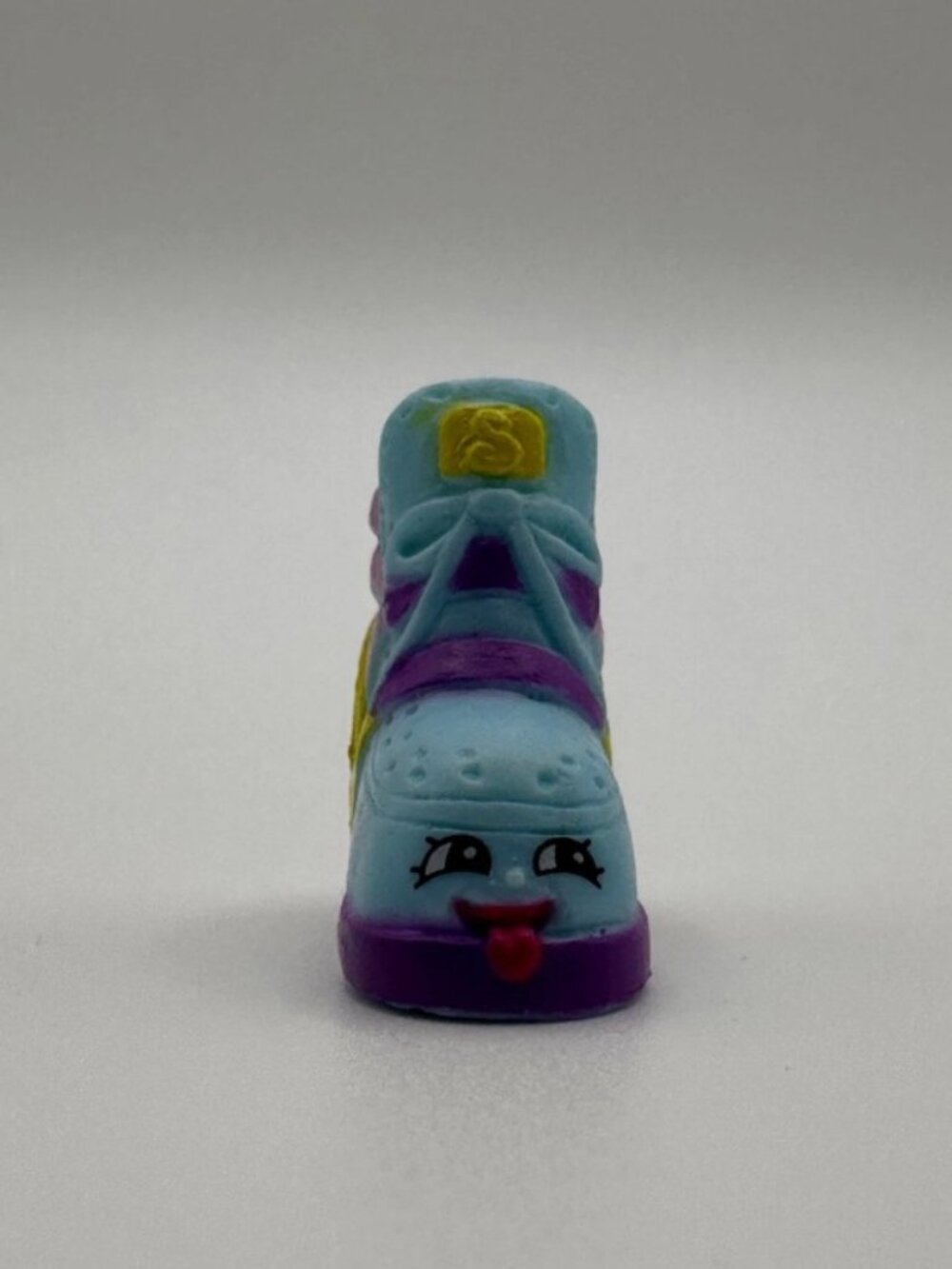 Season 2 Shopkins Sneaky Wedge (Teal)